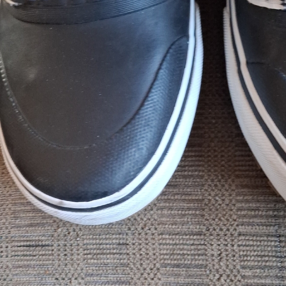 Vans Mens Standard Mid Black White Sneakers - Picture 8 of 9